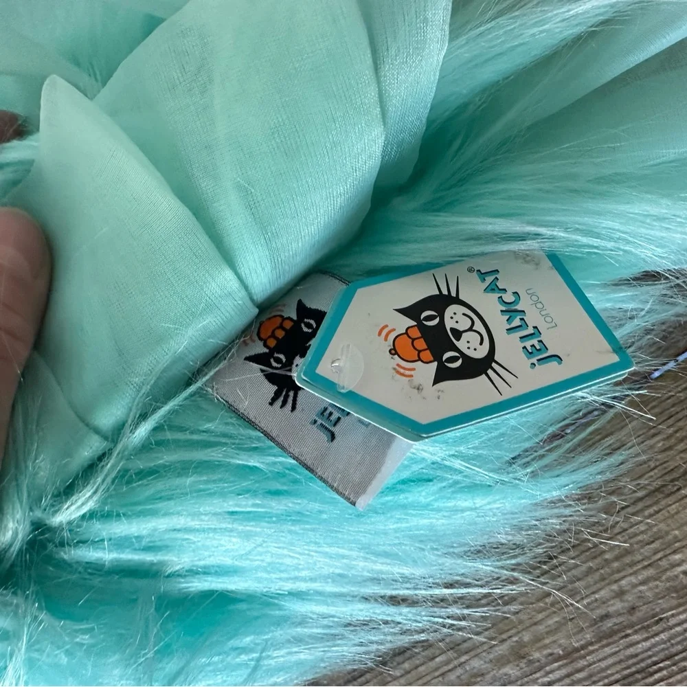 Jellycat Florrie Maflish Fish Plush RARE with faux fur and ruffles Teal NWT - Picture 6 of 10